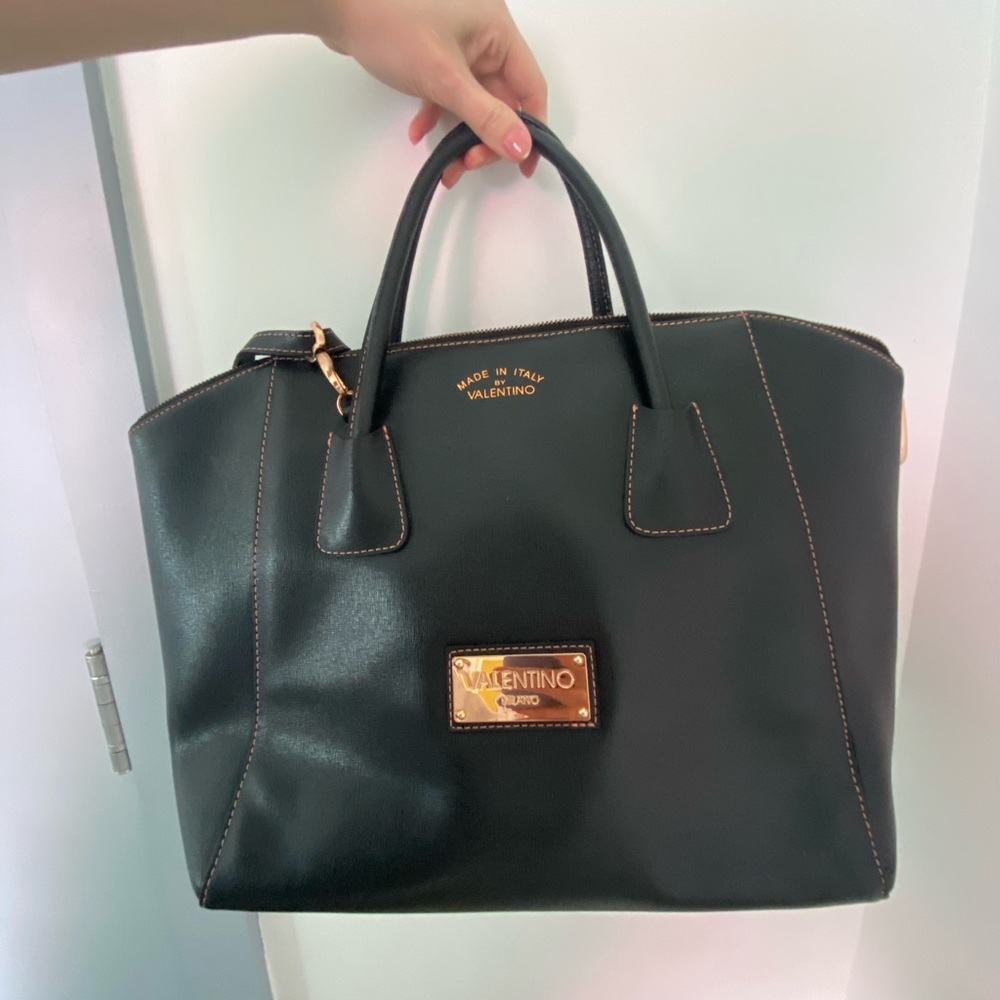 Valentino travel tote with optional crossbody/shoulder strap in rose gold